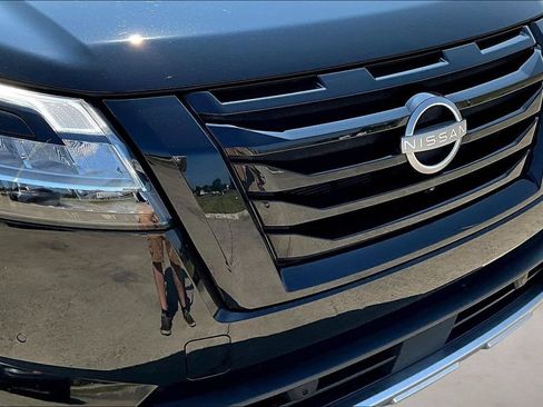 Certified 2024 Nissan Pathfinder SL w/ Black Appearance Package AWD/4WD image 33