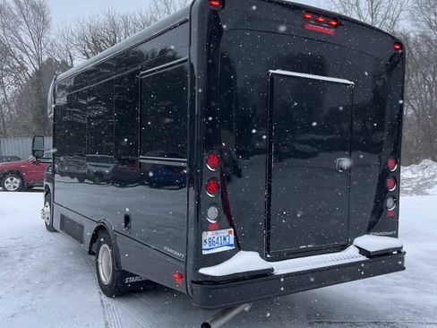 Used 2025 Ford E-450 and Econoline 450 Super Duty w/ Shuttle Bus Prep Package image 8