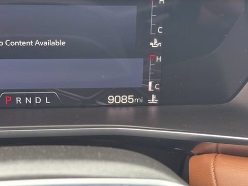 Used 2023 GMC Canyon AT4 w/ Canyon Safety Plus Package AWD/4WD image 27