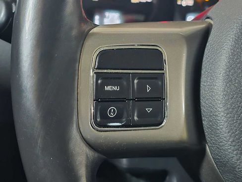 Used 2015 Jeep Patriot High Altitude AWD/4WD image 26