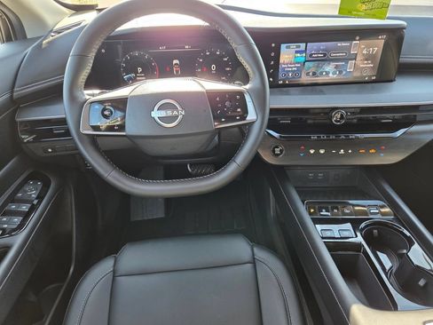 Used 2025 Nissan Murano SV AWD/4WD image 22