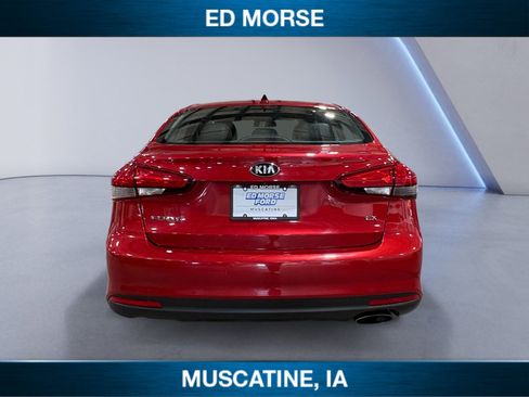 Used 2017 Kia Forte EX image 4