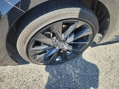 Certified 2024 Toyota Corolla SE w/ SE Package FWD image 9