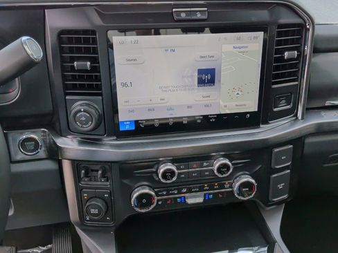 New 2026 Ford F250 Lariat w/ Black Appearance Package image 25