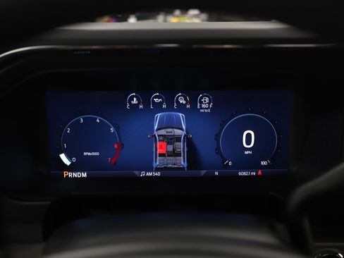 Used 2025 Ford F250 XLT w/ Black Appearance Package image 24