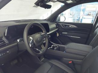 New 2026 Chevrolet Traverse LT w/ Midnight/Sport Edition FWD video 2
