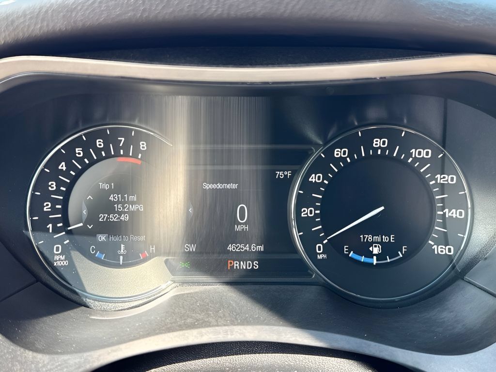 Used 2019 Lincoln MKZ Reserve AWD/4WD image 24