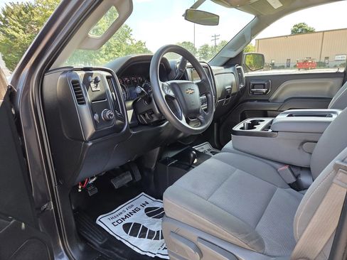 Used 2015 Chevrolet Silverado 2500 W/T AWD/4WD image 12