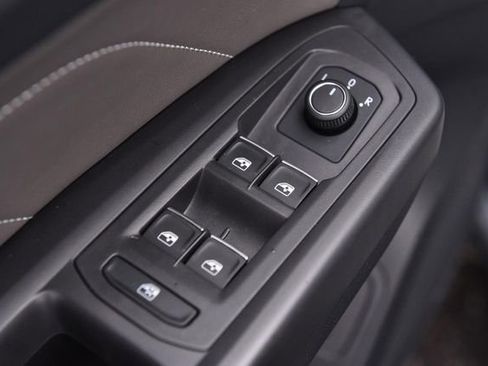 Certified 2023 Volkswagen Atlas Cross Sport SE w/ Panoramic Sunroof Package image 8