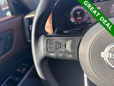 Used 2023 Nissan Pathfinder Platinum image 23