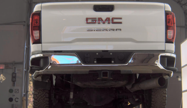 Used 2023 GMC Sierra 2500 Pro w/ Gooseneck/5TH Wheel Package AWD/4WD image 6