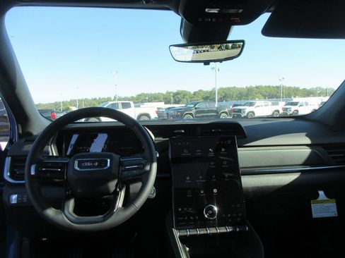 New 2026 GMC Terrain AT4 w/ Convenience Package III AWD/4WD image 16