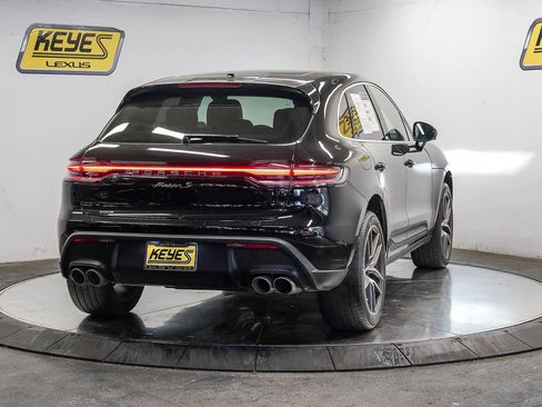 Used 2023 Porsche Macan S AWD/4WD image 4
