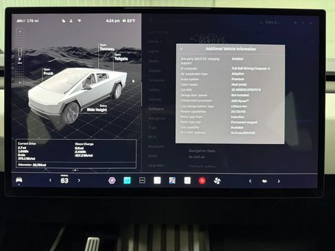 Used 2024 Tesla Cybertruck AWD Crew Cab image 22