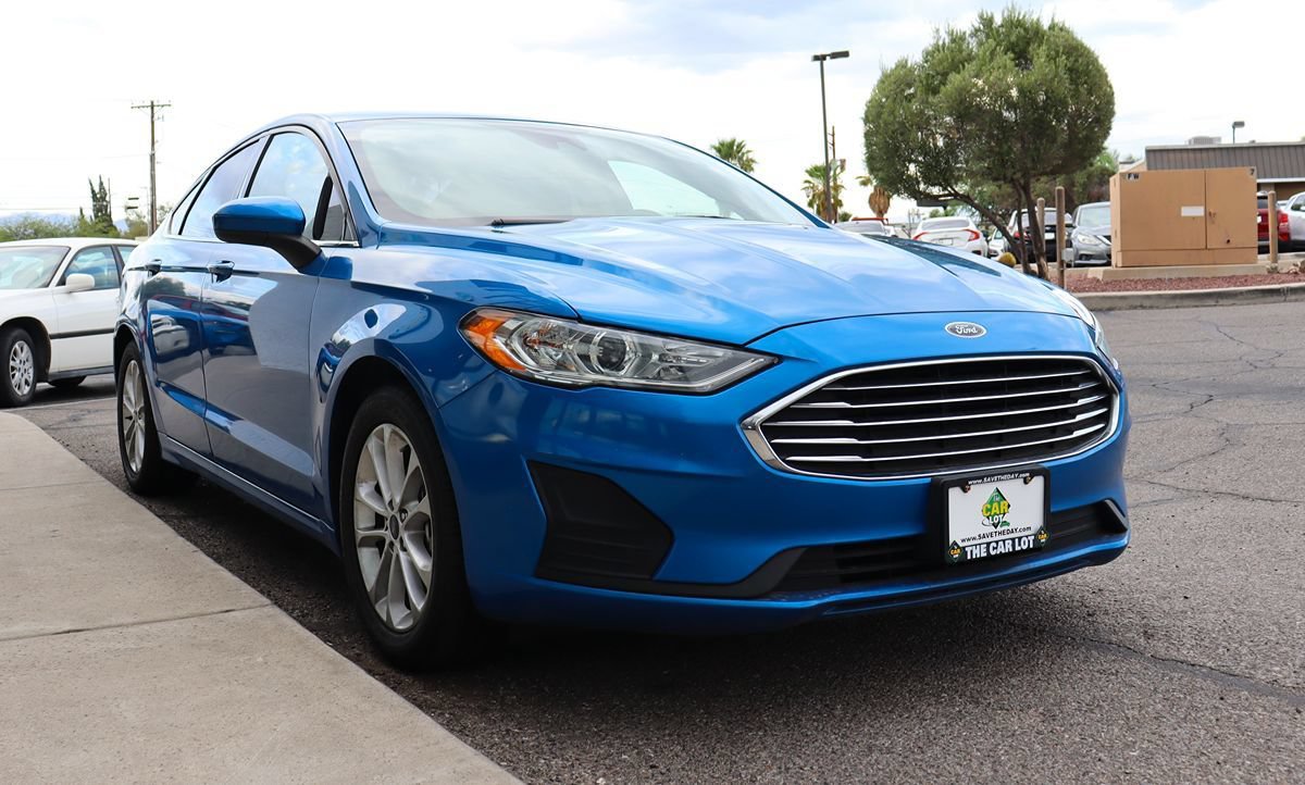 Used 2019 Ford Fusion SE FWD image 18