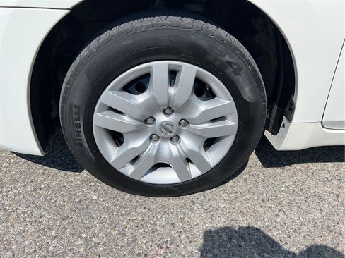 Used 2012 Nissan Altima 2.5 S FWD image 25