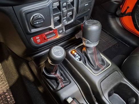 Used 2019 Jeep Wrangler Unlimited Rubicon image 9