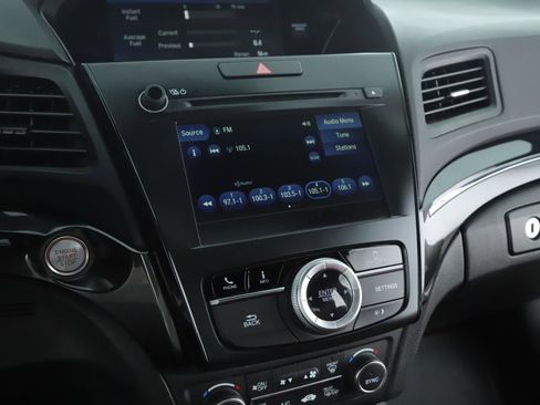 Used 2019 Acura ILX FWD image 12
