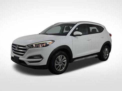 Used 2017 Hyundai Tucson SE Plus AWD/4WD image 3