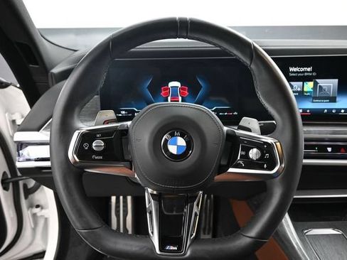 Used 2024 BMW 740i xDrive AWD/4WD image 13
