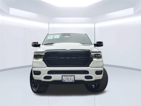 Used 2024 RAM 1500 Laramie AWD/4WD image 3