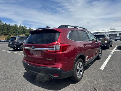 Used 2025 Subaru Ascent Premium AWD/4WD image 5