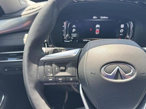 Certified 2024 INFINITI QX60 Luxe w/ Vision Package image 29