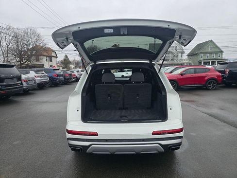 Used 2025 Audi Q7 3.0T Premium Plus image 21