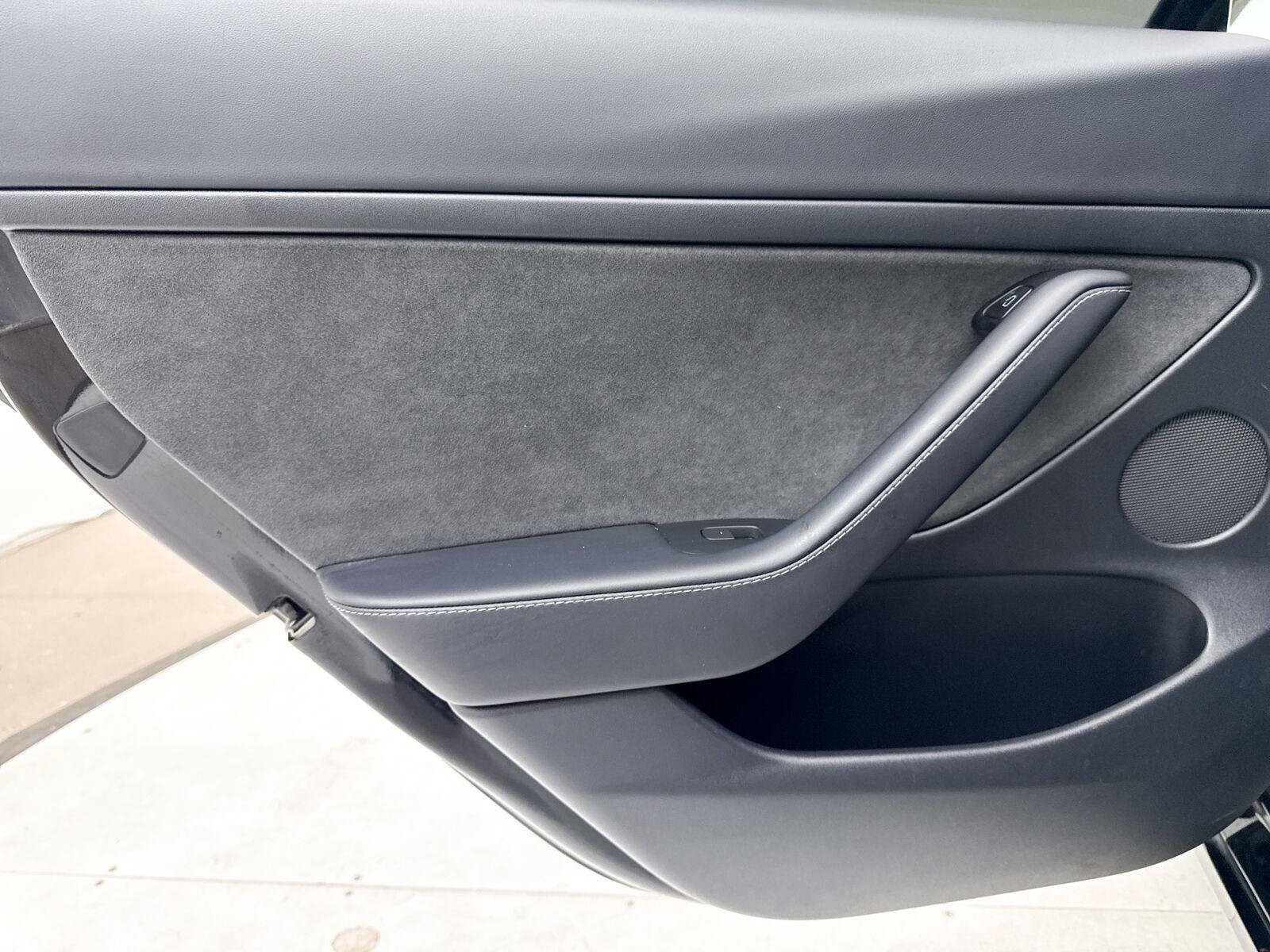 Used 2023 Tesla Model 3 Standard Range RWD image 29