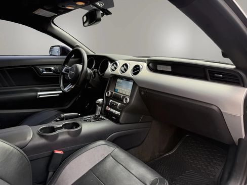 Used 2017 Ford Mustang Premium RWD image 30