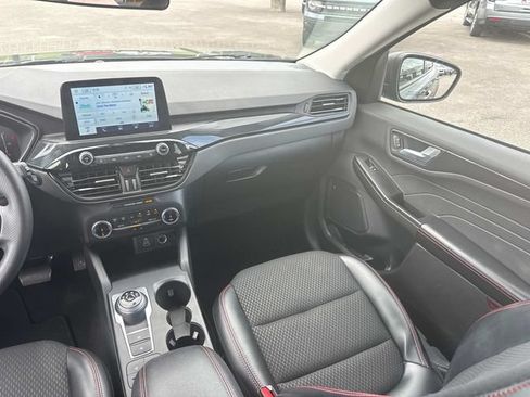 Used 2025 Ford Escape ST-Line FWD image 18