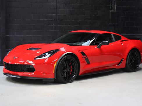 Used 2019 Chevrolet Corvette Grand Sport image 4