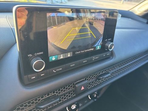 Used 2024 Honda HR-V Sport image 10