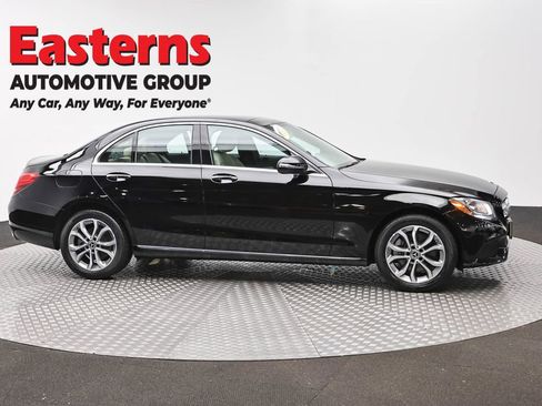 Used 2018 Mercedes-Benz C 300 4MATIC Sedan image 4