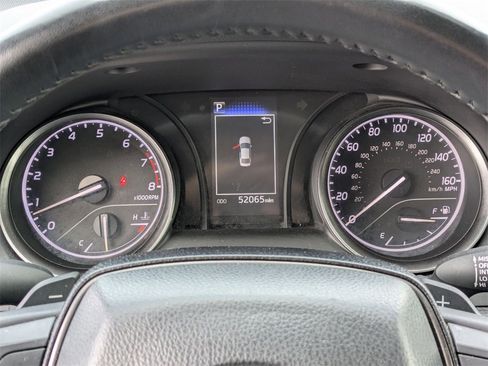 Used 2024 Toyota Camry SE image 21
