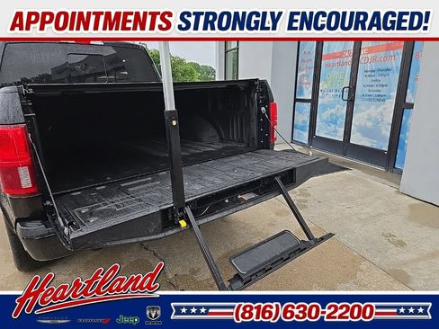 Used 2018 Ford F150 Lariat AWD/4WD image 32