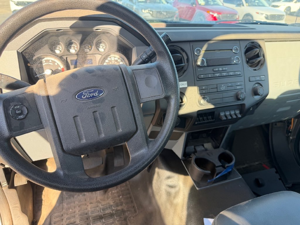 Used 2014 Ford F350 XL w/ Trailer Tow Package RWD image 12