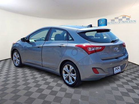 Used 2014 Hyundai Elantra GT w/ Option Group 03 image 4