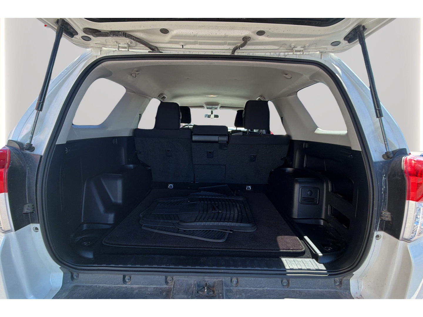 Used 2011 Toyota 4Runner SR5 RWD image 22