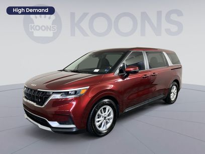 Used 2024 Kia Carnival LX