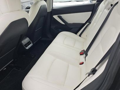 Used 2018 Tesla Model 3 Mid Range