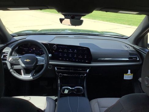 New 2026 Chevrolet Traverse LT w/ Driver Confidence Package image 17