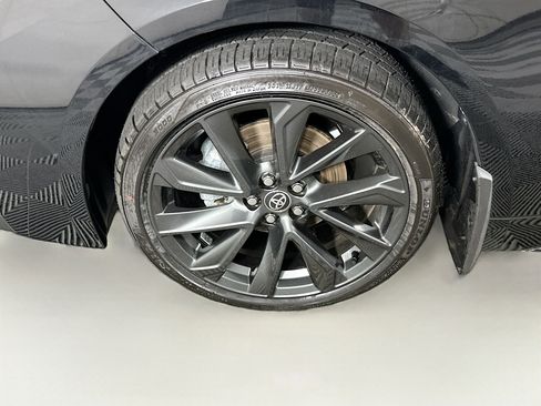 Used 2026 Toyota Corolla SE w/ SE Package FWD image 11