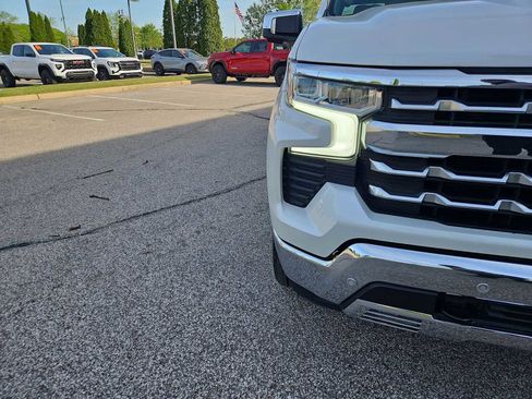 Certified 2023 Chevrolet Silverado 1500 LTZ w/ LTZ Convenience Package II image 11