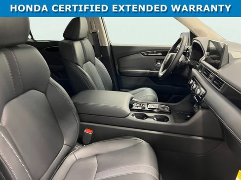 Used 2025 Honda Pilot EX-L image 36