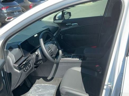 New 2026 Kia Sportage SX image 17