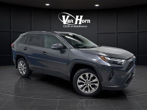 Used 2023 Toyota RAV4 XLE Premium image 38