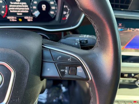 Used 2022 Audi Q3 2.0T Premium w/ Convenience Package image 18