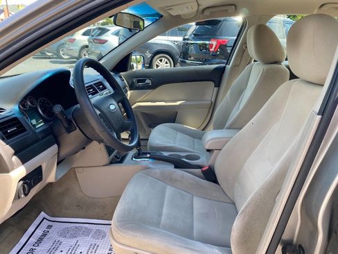 Used 2009 Ford Fusion SE FWD image 9