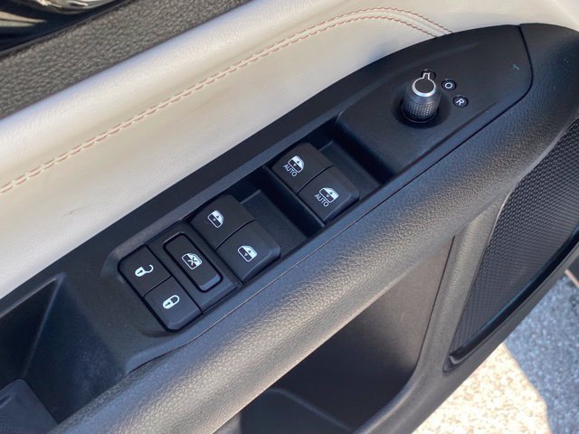 Used 2022 Jeep Compass Limited AWD/4WD image 12